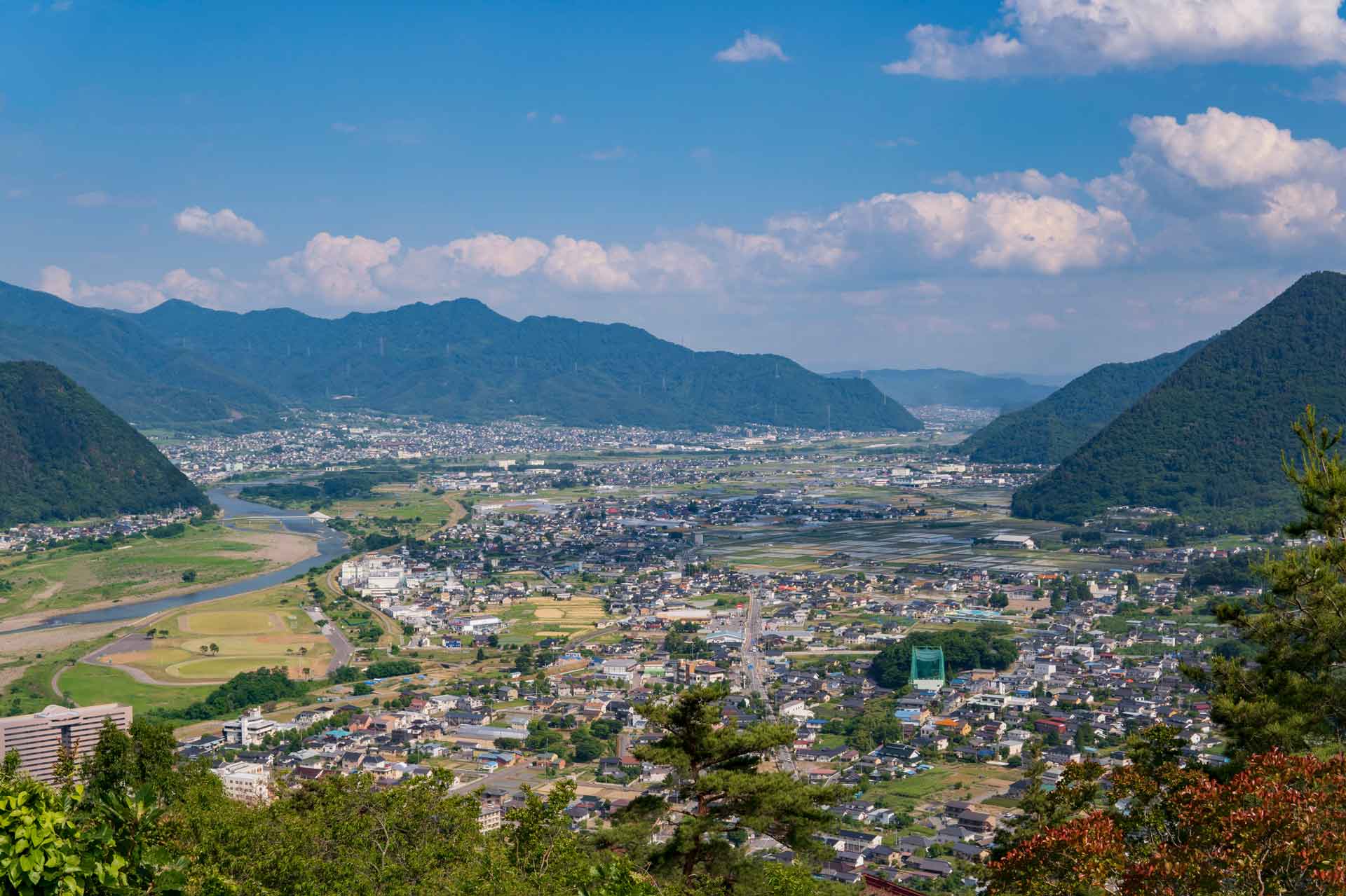 坂城町の街並み